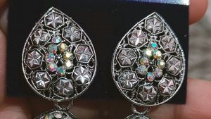 Silver Colour Jhumka With Oxidise