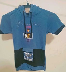 Cool Blue Graphic T-shirt with a cap