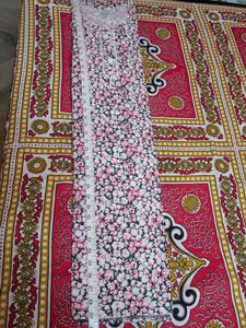 Beautiful Flower Print Kurt And Pant Set.