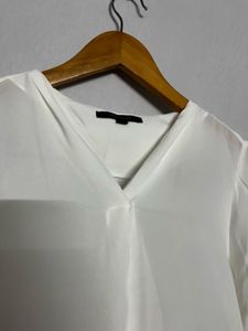 Elegant White V-Neck Blouse