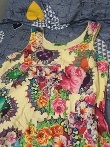 Floral printed midi dress