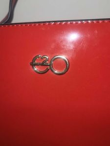 Red Handbag e2O