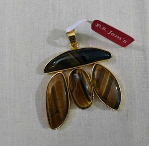 Beautiful Tiger&#39;s Eye Stone Pendant For Women