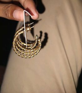 Trendy Earings