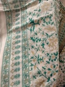 Floral Kurta dupatta set ( pants not included)