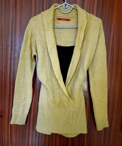 Stylish Yellow Sweater Full Tight Sleeve For Winte