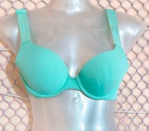 Size 34🎁Buy 2 Get 1 Free 🎁Victoria&#39;s Secret Bra