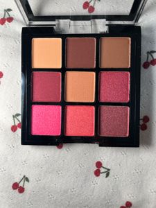 Swiss Beauty Ultimate Shadow Palette