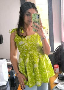Floral Green Top