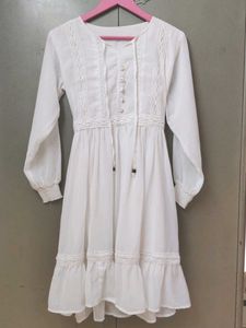 White Lace Georgette Dress – Adjustable Waist (M)