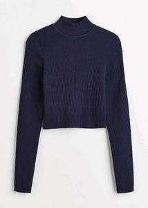 Stylish H&amp;M Navy Blue Sweater Crop Top👗✨