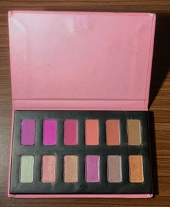 POPxo MyGlamm Vibe Check Eyeshadow Kit