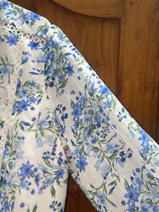 Brand New Floral Beautiful Blouse/Shirt