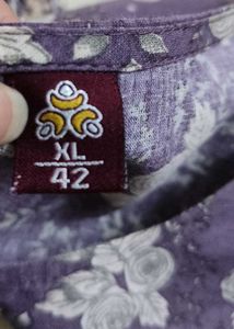 Women purple cotton Floral print Kurta Set