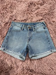 H&M Regular Denim Shorts