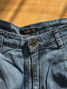 Vintage High-Waisted Jeans