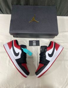 Air Jordan 1 Low Bred Toe