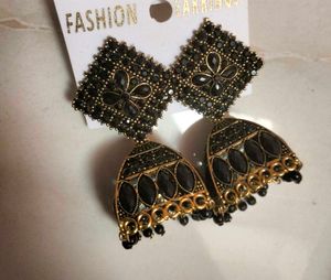 Black Golden Jhumka