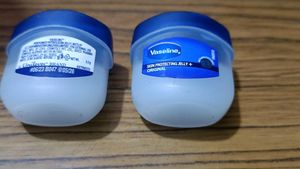 Vaseline Skin Protecting Jelly