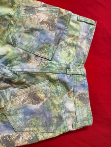 Greenery Floral Print Jeans 💚