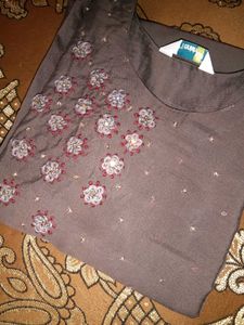 Grey Thread Work Kurta Set