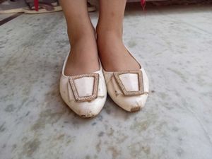 White Belly For Girls Of Age 8to9