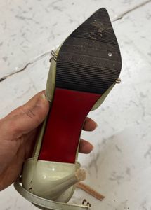 Stylish Sage Green Heels – Ket Importa