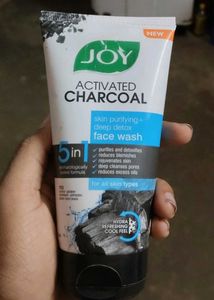Joy Charcoal Face Wash