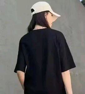 Stylish Black &#39;Trust No One&#39; Oversized T-Shirt