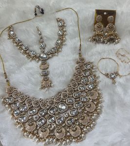Unused kundan Bridal Jewelry Set