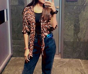 Women Tie-up Crop Shirt Top