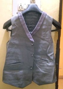 Stylish Grey Checked Suit Blazer for boys