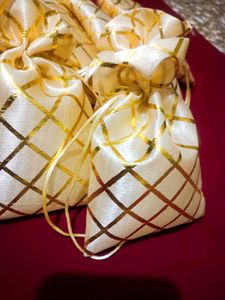 Elegant Favor Bags - Set of 15