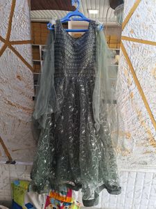 BEAUTIFUL DARK GREEN COLOR GOWN