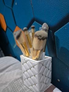 BH Cosmetics Brush Set