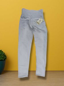I@95 Size-28 (Sale) Latest Ladies high waist Jeans