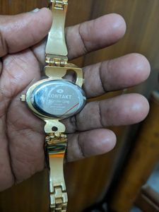 New Stylish Women&#39;s Watch