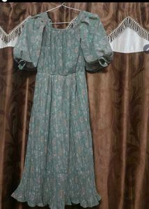 Green Floral Print Puff Sleeve Dress