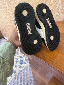 Puma  High-Top Sneakers