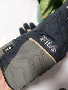 Hand Gloves