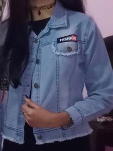 Women&#39;s Denim Jacket 🧥