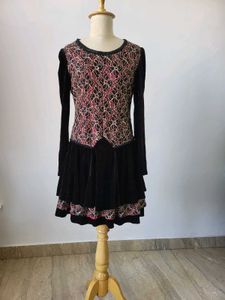 Dress,  Length 34 Inches