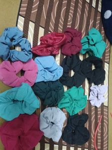 Beautiful scrunhies pack of 15 in diffrent colours