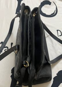 Lavie Black Textured Shoulder Bag