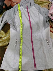Decathlon Women Sweatshirt (M Size)