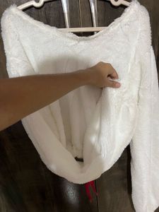 Fluffy White Lounge Set