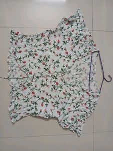 Floral Ruffle Crop Top