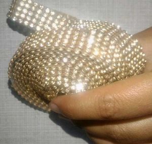 gold Lace with White stones💗🌟