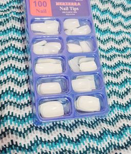 80 Nail Tips