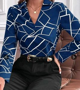 Geometric Print Blouse